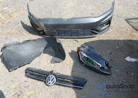 2019 Volkswagen Golf R 2.0T W/Dcc Navigation из США, поврежденный, VIN WVWWA7AU0KW137960